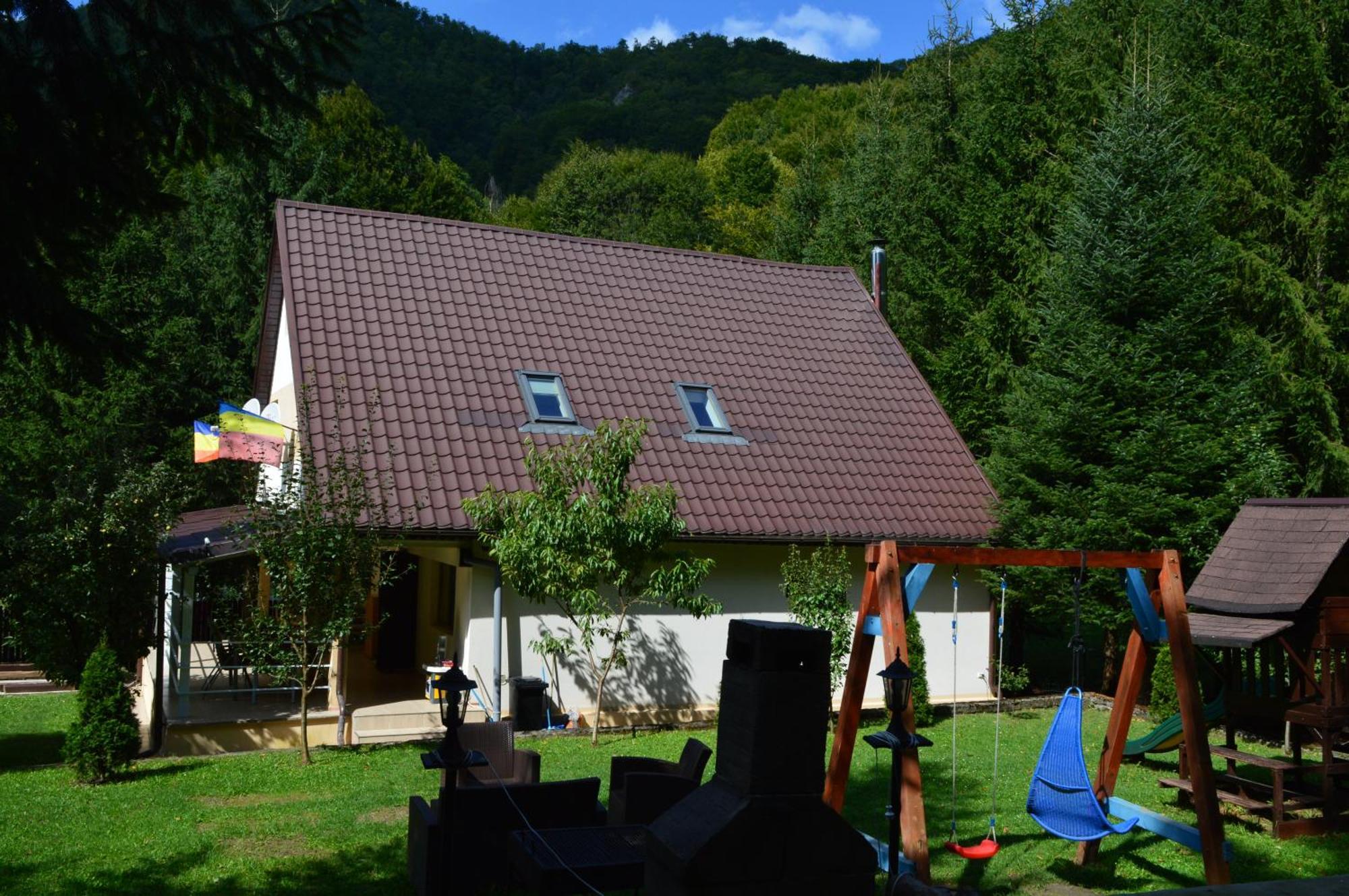 Отель Casa Aris Lepsa Vrancea Экстерьер фото